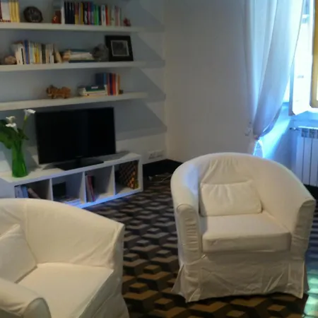 Piazza Torriglia 9 Apartamento *