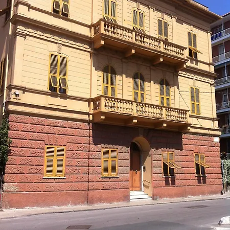 Piazza Torriglia 9 *