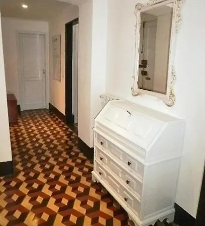 Apartamento Piazza Torriglia 9 *